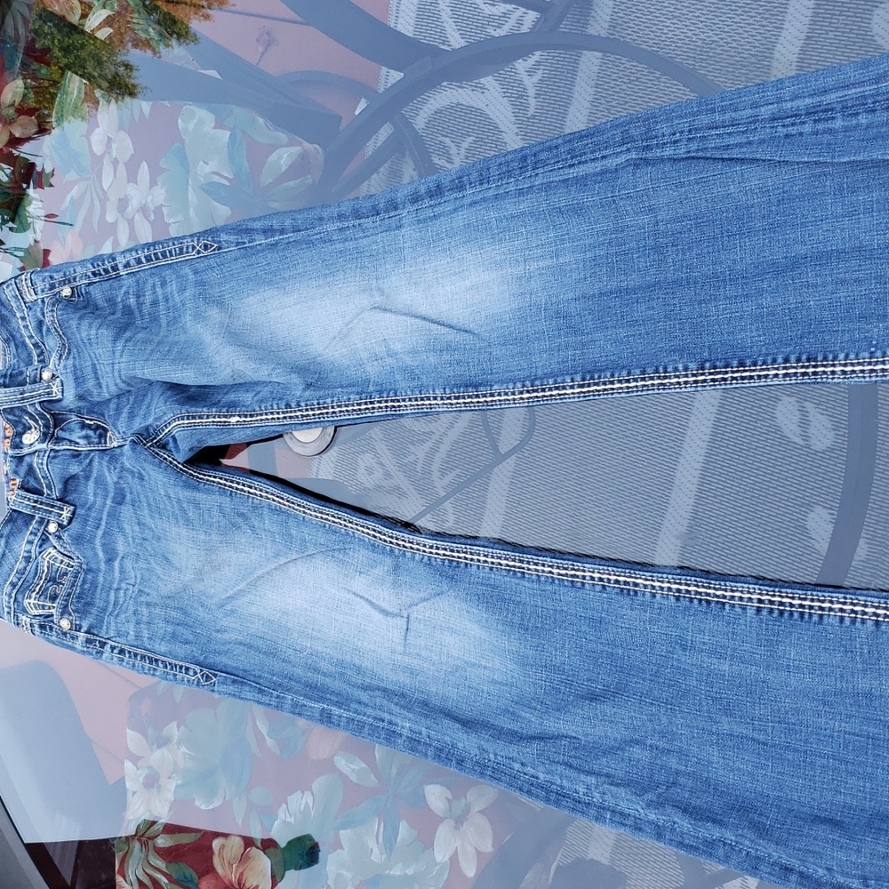 ROCK REVIVAL JEANS